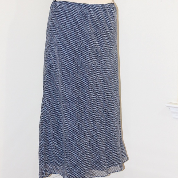 I.e. blue silk skirt with dots - Picture 1 of 6